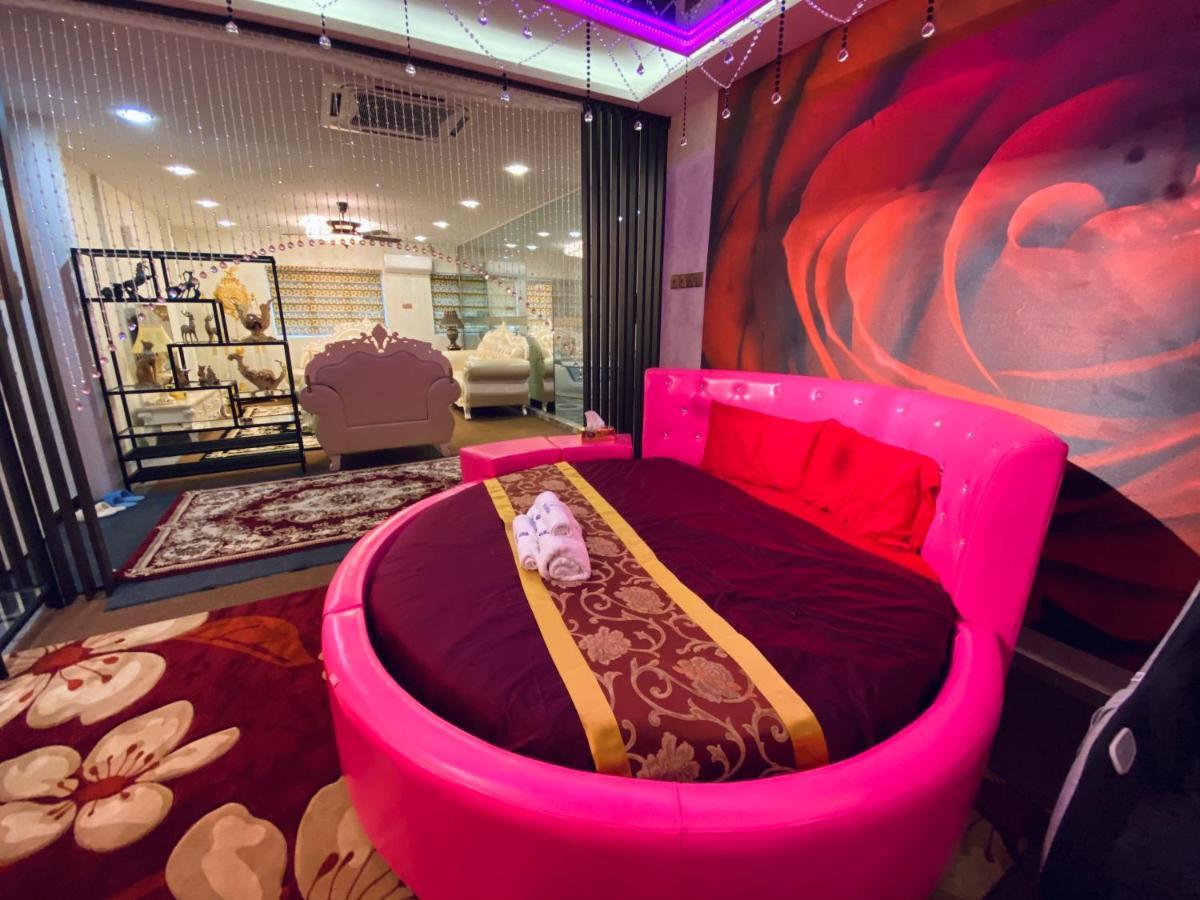 J Boutique Hotel 新张优惠 Muar Dış mekan fotoğraf