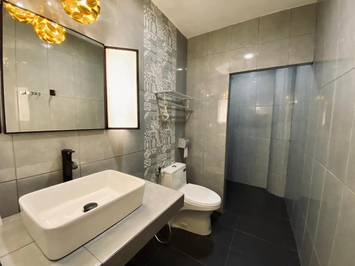 J Boutique Hotel 新张优惠 Muar Dış mekan fotoğraf