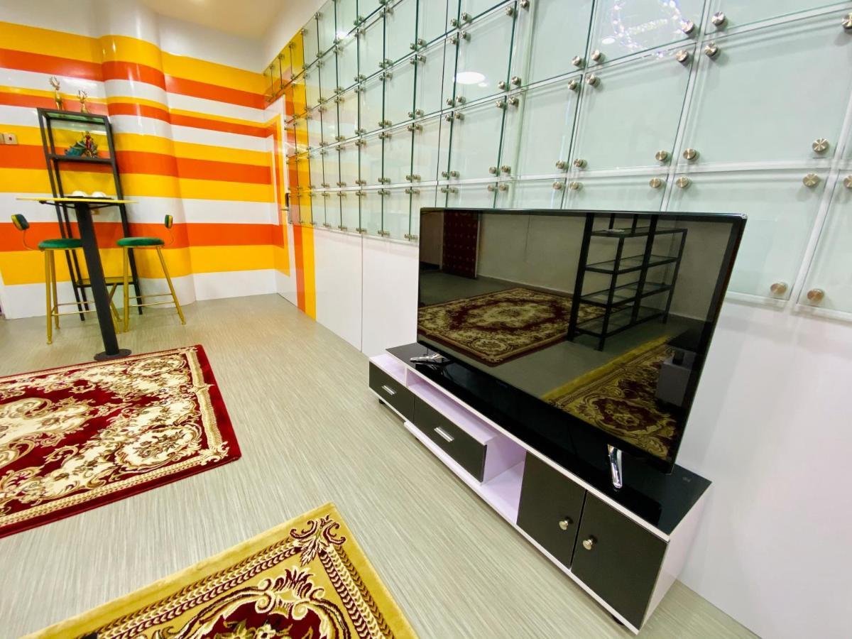 J Boutique Hotel 新张优惠 Muar Dış mekan fotoğraf