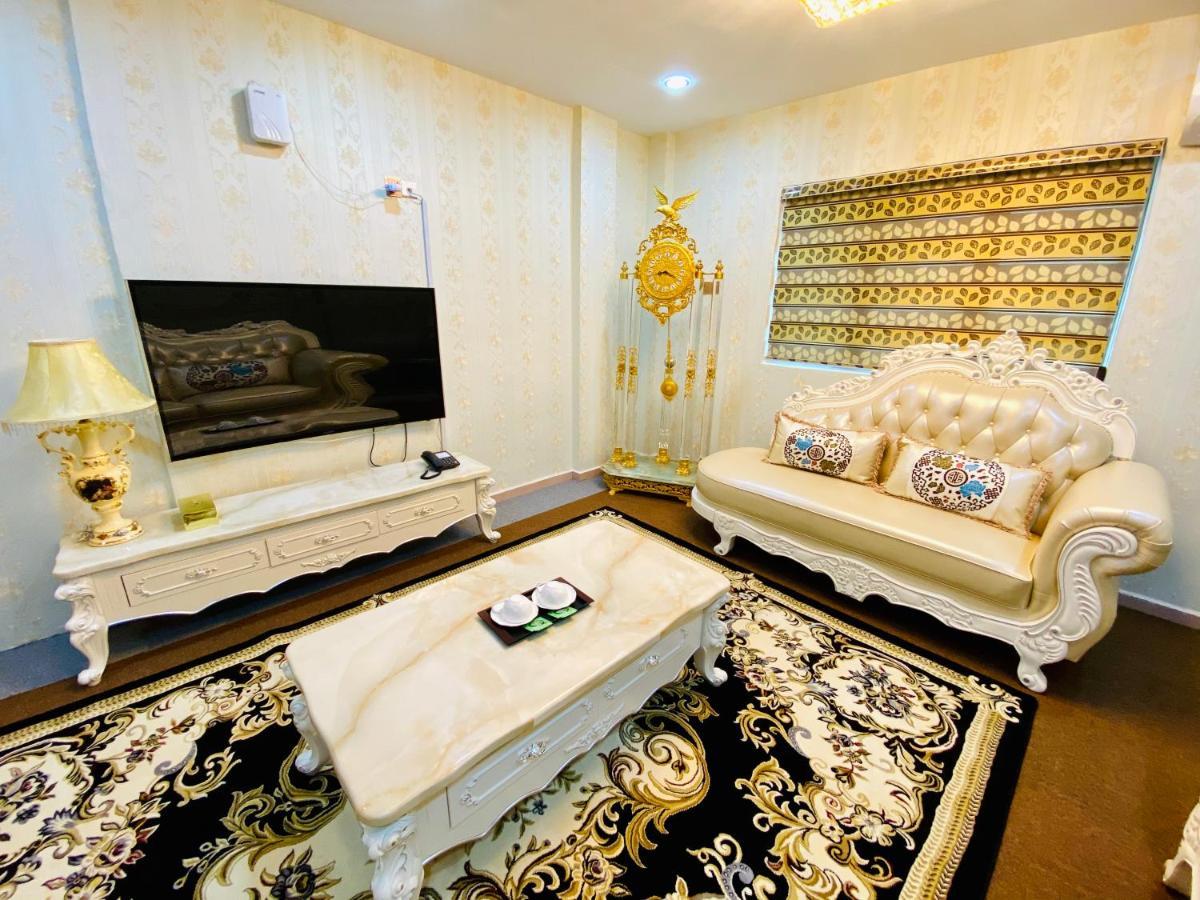 J Boutique Hotel 新张优惠 Muar Dış mekan fotoğraf