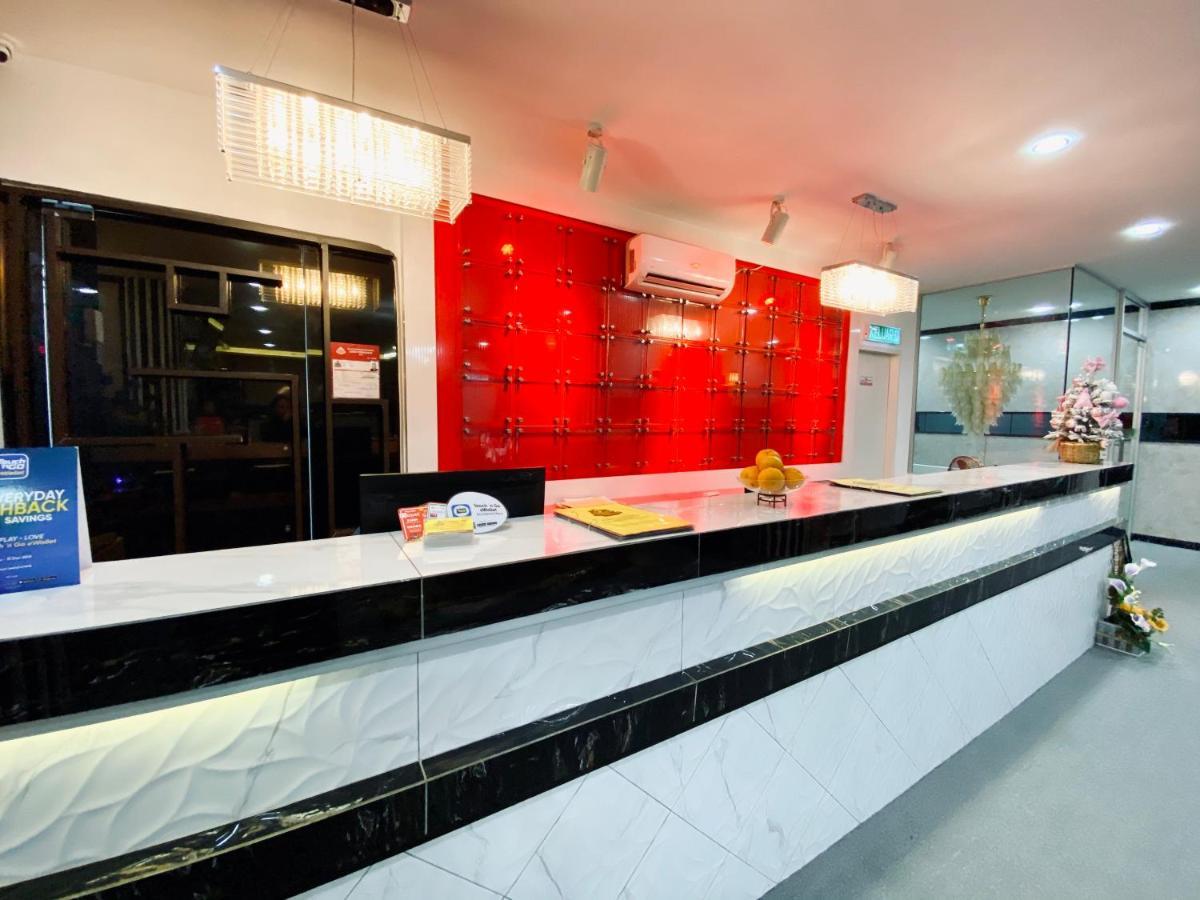 J Boutique Hotel 新张优惠 Muar Dış mekan fotoğraf