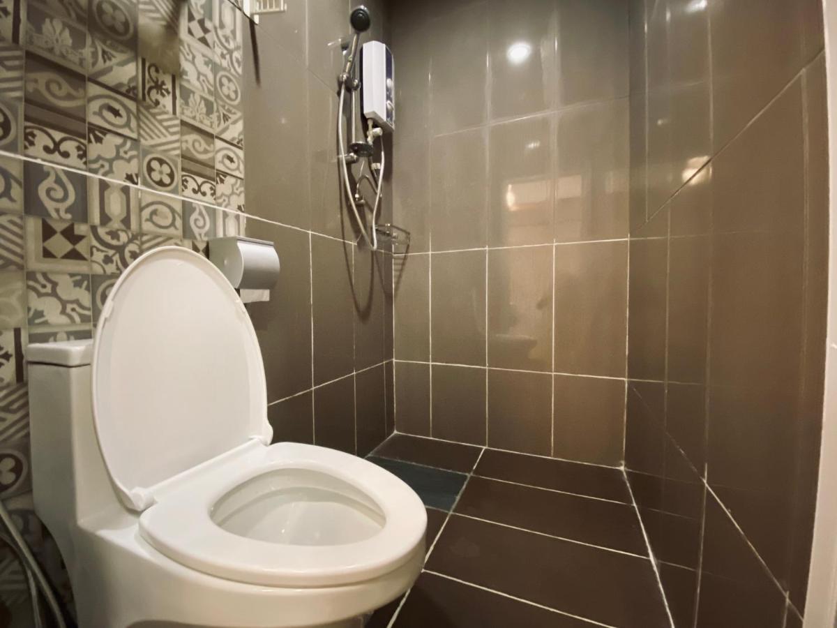 J Boutique Hotel 新张优惠 Muar Dış mekan fotoğraf
