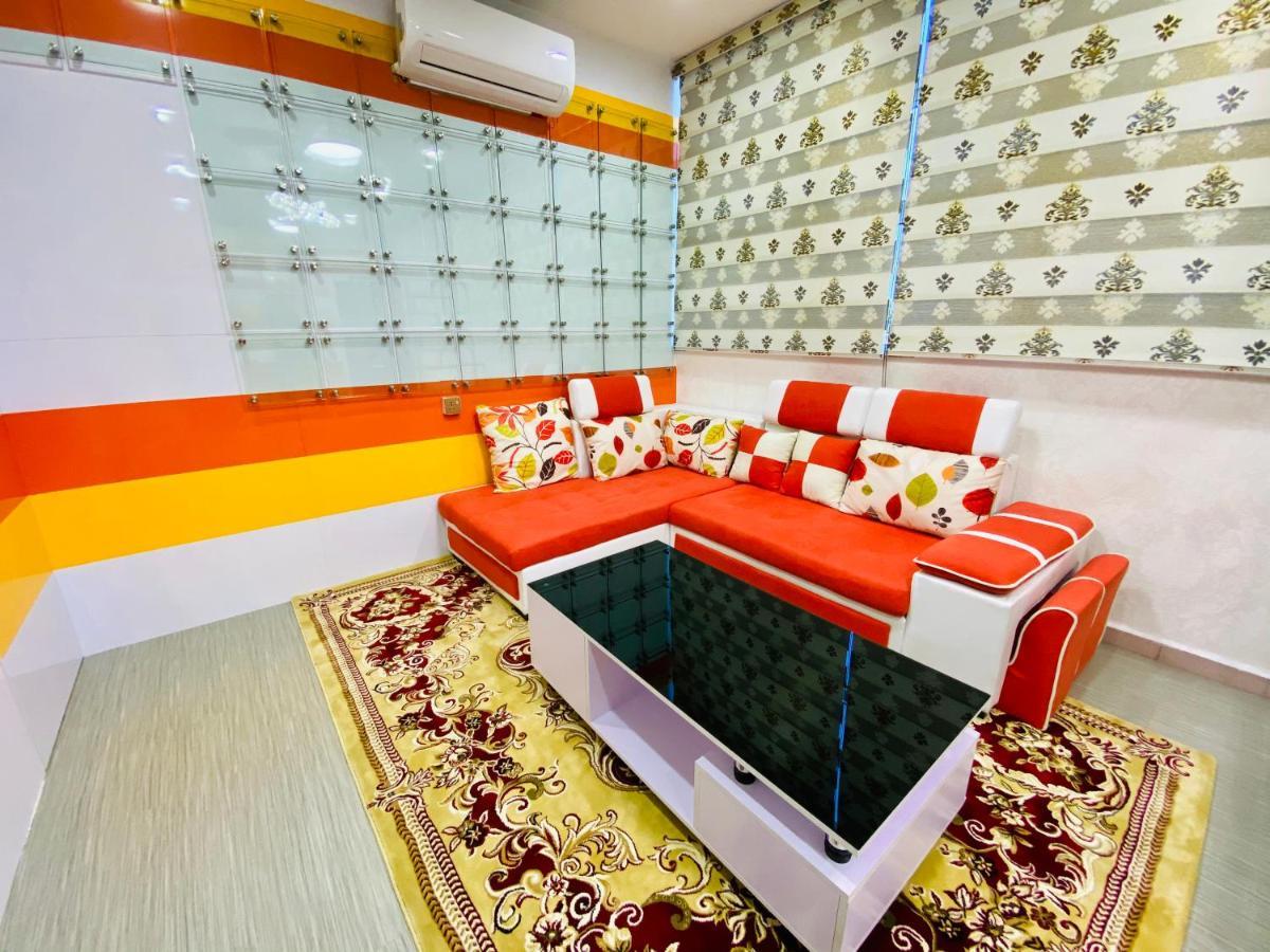 J Boutique Hotel 新张优惠 Muar Dış mekan fotoğraf